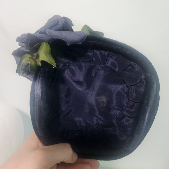Vintage 1950s/1960s Blue Floral Satin PillBox Cocktail Party Church Hat. main image 9